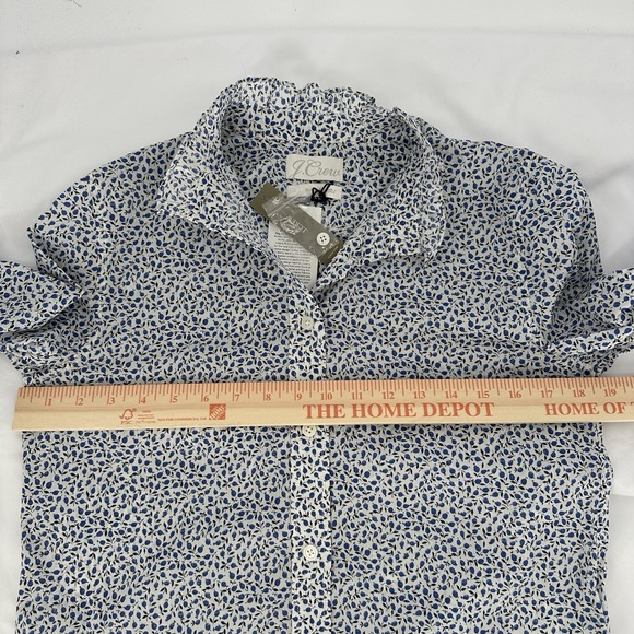 J.Crew Classic-fit Shirt in Liberty® Ed Blue Flowers Floral Ruffles Cotton Sz 2 - Picture 7 of 7
